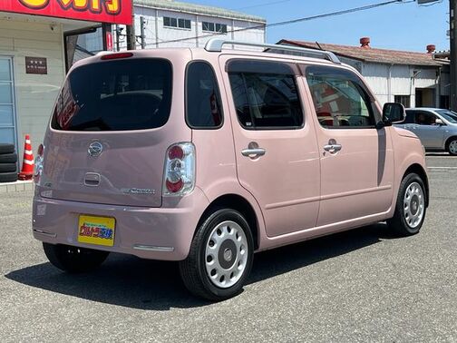 自社ローン実績１０００台以上！全国配車可能☆整備工場完備☆女性スタッフ対応☆全国故障対応
